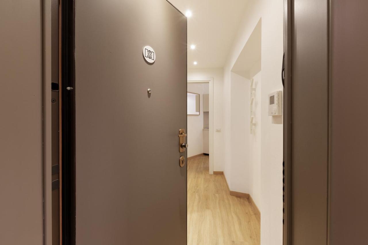 Guesthost - Top Accommodations In The Heart Of Milano! — Photos 1